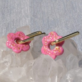 Pampilles Laurette – Fleur Vieux Rose Martelé | Bijou raffiné et modulable en pâte polymère, fait main dans le Cotentin.