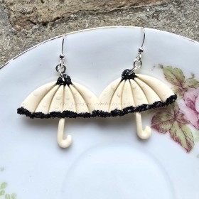 Boucles d’oreilles Parapluie de Cherbourg – Bijou fait main en argent et pâte polymère