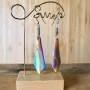 Arcadia I – Boucles d’oreilles trapèze arc-en-ciel en argent 925 | Bijou artisanal unique