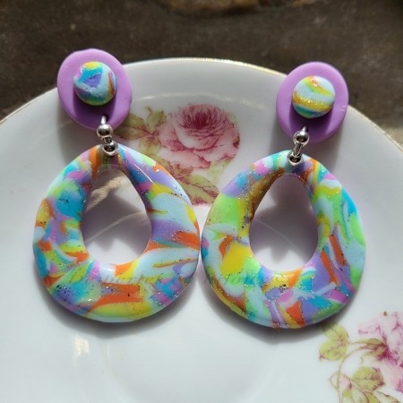 Boucles d’oreilles Pastélia maxi donut pastel & mauve – Bijou artisanal unique