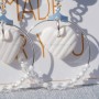 Bianca III – Créoles Argentées, Cœur Blanc & Perles de Rocaille | Bijou Élégant & Fait Main