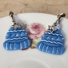 Boucles d’oreilles Bonny en forme de bonnet bleu, peintes à la main, acier inoxydable argenté, création artisanale française