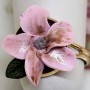 Bague Rosamé dorée avec fleur rose et feuille - De Perles en Bijoux