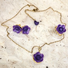 Parure violette scintillante en pâte polymère avec collier, bague et boucles d’oreilles faites main