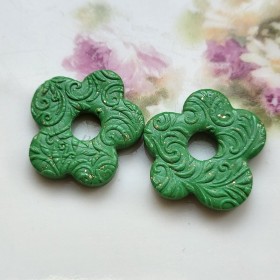 Daphnée – Pampilles interchangeables vert sauge | Bijou artisanal