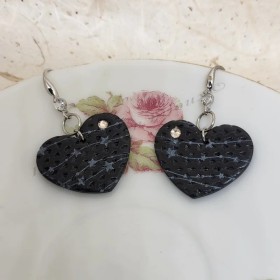 Boucles d’oreilles cœur noir en pâte polymère avec strass argenté – création artisanale